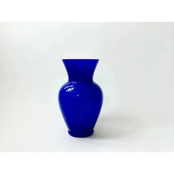 Large Cobalt Blue & White Inner Lined Vintage Midcentury Modern Glass Bud Vase - Picture 3 of 8